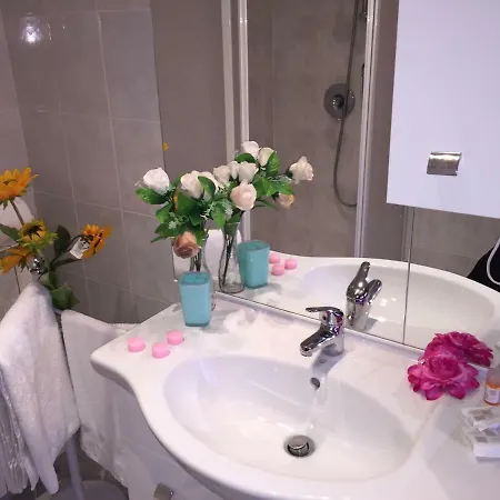 住宿加早餐酒店 Eliseo 帕索斯库洛